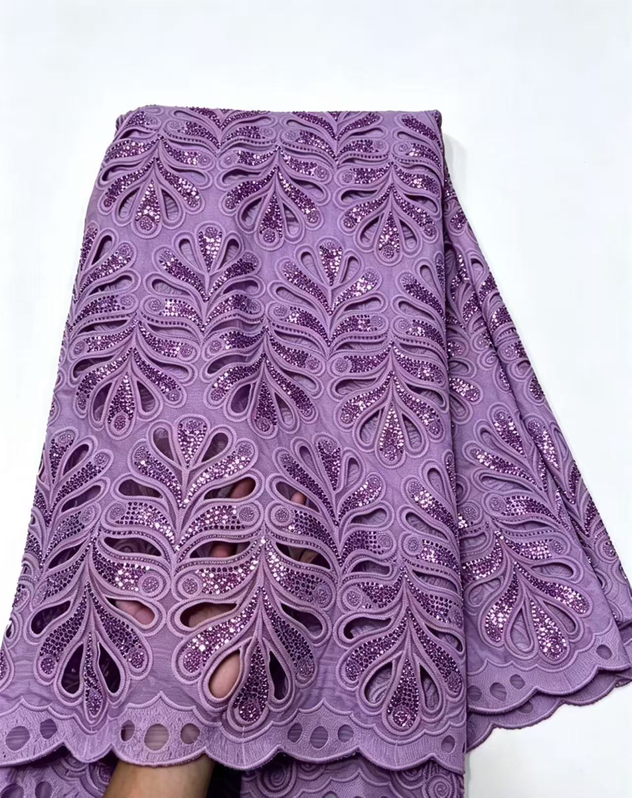 ผ้าลูกไม้ปักลายกิปัวร์ไนจีเรีย - Glitter Tablecloth บทวิจารณ์และราคา