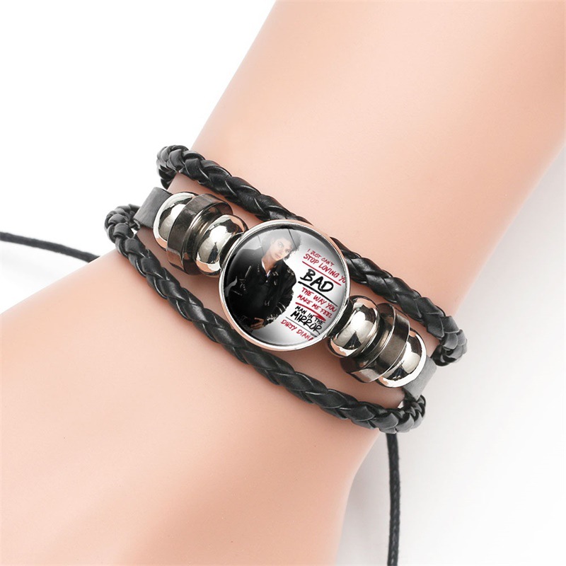 ไมเคิล แจ็คสัน ฟิกเกอร์ส สร้อย - Supply Event บทวิจารณ์และราคา
